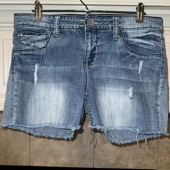 Hydraulic Jeans Cut Off Denim Thick Stitch Embroidered Shorts Size 15/16 - Picture 1 of 13